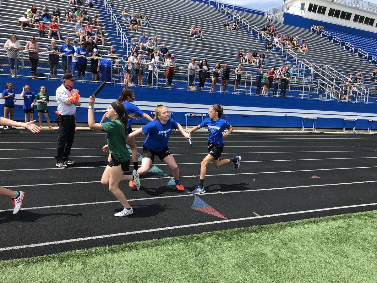 MrsBoytim's tweet photo. These kids did awesome today! So proud of them! #BrunswickPRIDE #VizPride @BSharosky https://t.co/oEYiPsJYP8