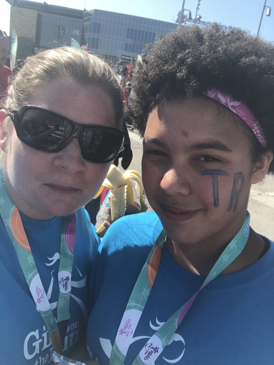 MrsHarris4K4C's tweet photo. Girls On The Run 5K today! My running buddy ROCKS! @GOTRKC @RStar512 @theSMSD #girlsontherunissomuchfun #5HRocks https://t.co/DGAQMqd34Y