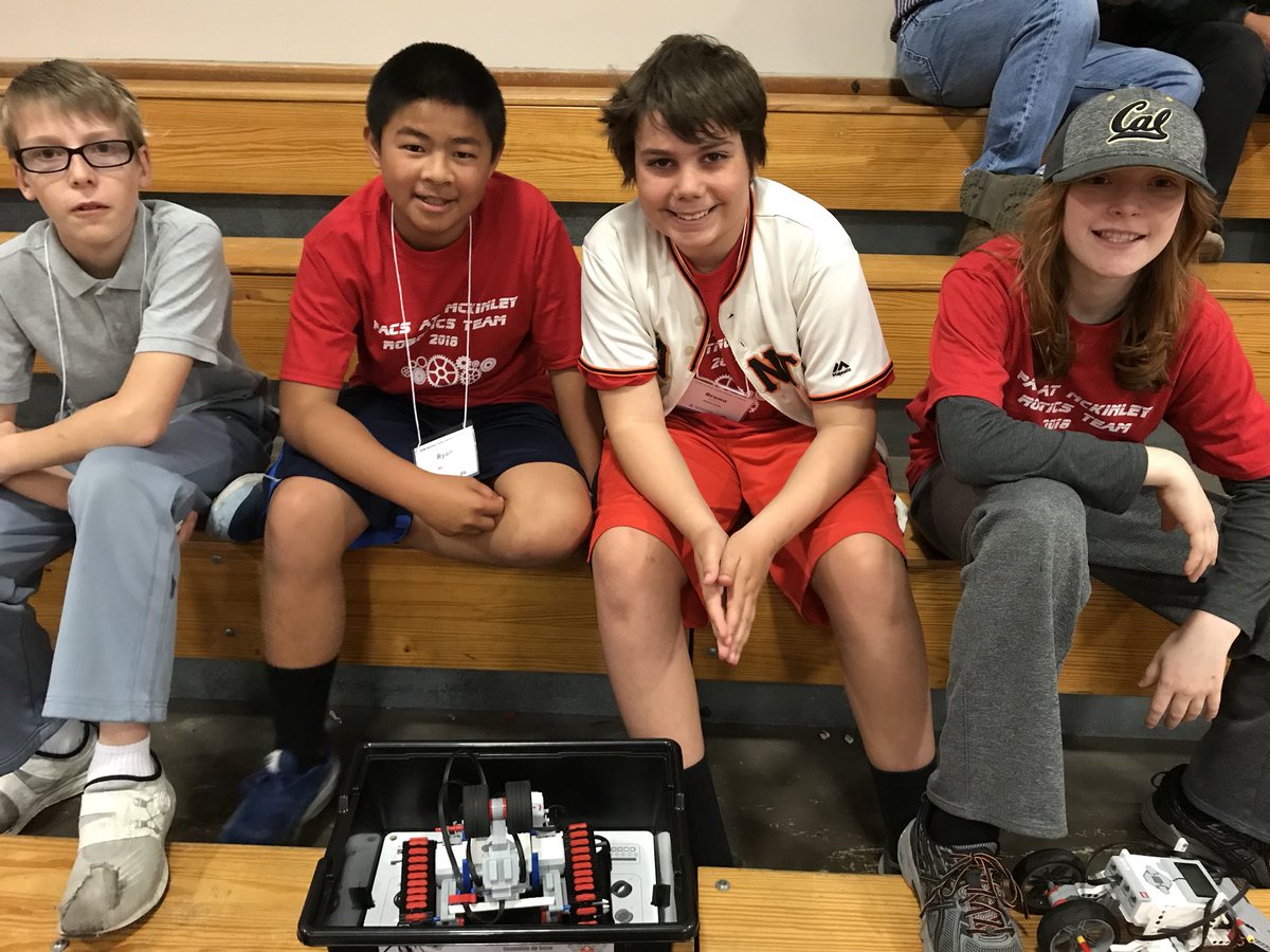 mckmustangs's tweet photo. Representing at the SCOE Robotics Challenge. Thank you @SCOESonoma, @SonomaEdTech, @PACSJackson, and everyone who helped organize this fabulous event! #petk12 https://t.co/MdMqgiRQQO