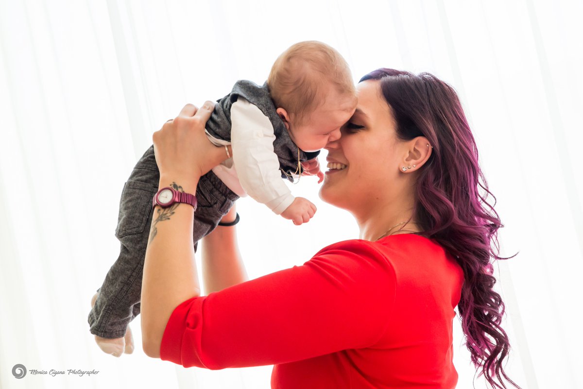 moni_web's tweet image. Un nipote lo ami, lo coccoli, se ti è permesso lo vizi anche. Un nipote lo correggi senza eccedere, lo consoli se corre da te, lo guardi crescere senza sapere sino a quando ti sarà concesso tale dono.
(Anonimo)

#moment #photo #photography  #photos #pic #kid #kids #little #love