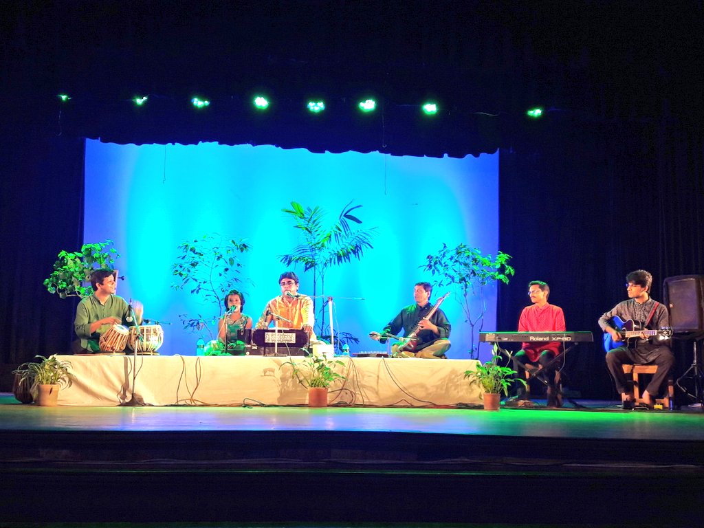 ihcdhaka's tweet photo. #IGCC organised an evening of #Classical and #LightClassical Songs by Shri Bizon Chandra Mistry on 5 May 2018 at #Chhayanaut Main Auditorium, #Dhaka.
০৫ মে ২০১৮ ছায়ানটে ইন্দিরা গান্ধী সাংস্কৃতিক কেন্দ্রের (#আইজিসিসি) আয়োজনে শ্রী বিজন চন্দ্র মিস্ত্রীর #উচ্চাঙ্গ সঙ্গীত সন্ধ্যা। https://t.co/kPJvFZ84SX