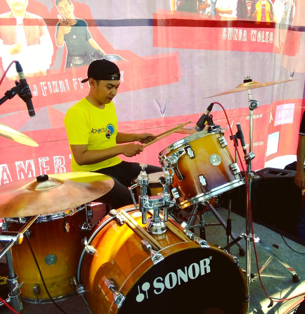 PeyDayx's tweet photo. Yelow Card.. 

#drumer #drumerindonesia #sonor #akuadalahdrum #AriURG https://t.co/fmhUo1M5ua