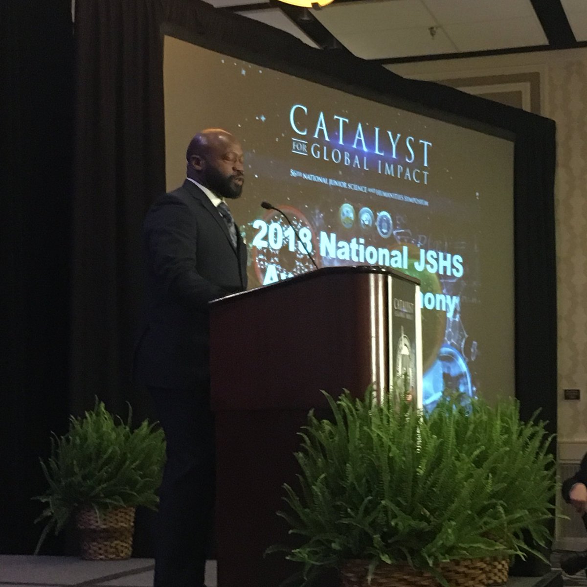 Go_JSHS's tweet photo. And weโre off...56th National JSHS Awards Ceremony is underway with Master of Ceremonies Marcellus Shepard. #jshs2018 @TeamAFRL @usnavyresearch @usaeop https://t.co/DcAOEAx6oE
