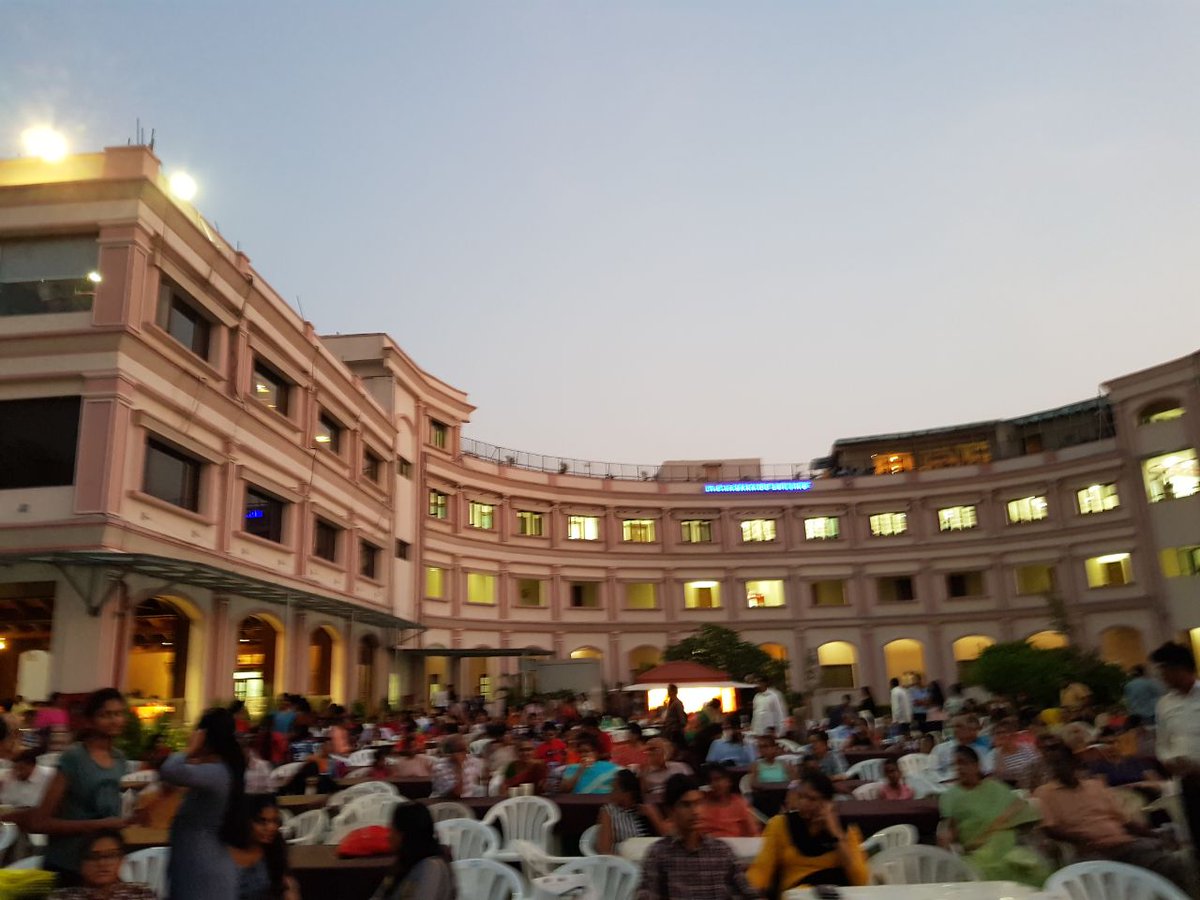 santoshamsuresh's tweet photo. Todays Movie Rangasthalam in Fncc Club, Total Auditorium Full Before 20 minutes. https://t.co/eyr9Pro8cE