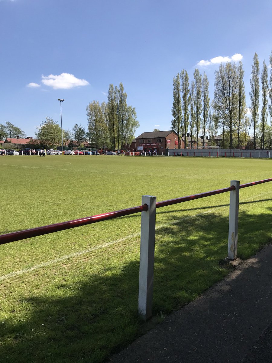 ChaddyYouth's tweet photo. Good weather, COME ON YOU CHADDY 🔴⚪️⚽️ https://t.co/hevxzEfT5q