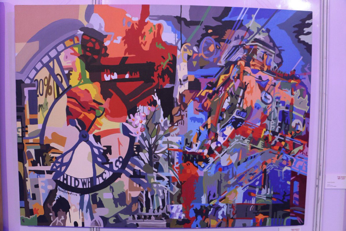 summerfest54's tweet image. The audience are in awe of the art pieces at Great Art Loot of #SantacruzSummerfest. And why wouldn't they be? These are just stunning! #Avenue54 #RadiusDevelopers #TheGreatArtLoot @radiusdeveloper