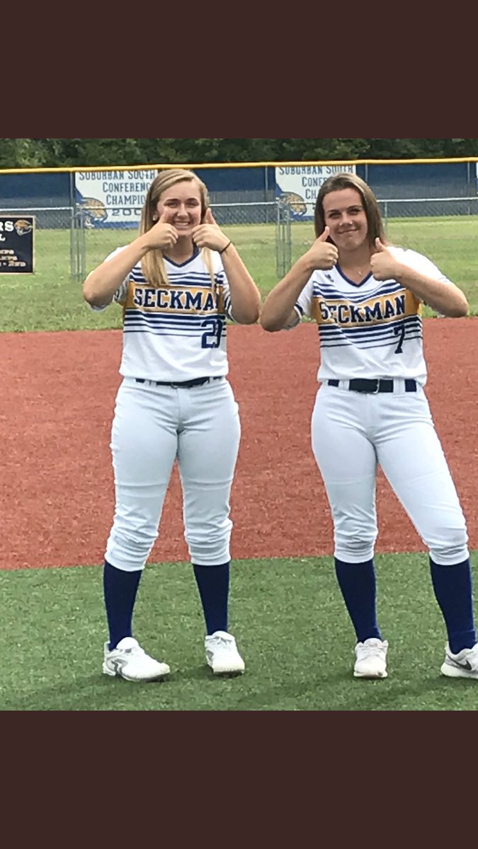 seckmansoftball's tweet photo. Juniors, get ready, three months away....@bellaschlemmerr @abbyotownsend https://t.co/FJpKA9C7pH