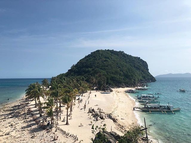 Rachybobbins's tweet image. Reposting @louiescapes: - via @Crowdfire 
God’s creation at its finest. 📌 Cabugao Gamay, Isla de Gigantes Sur, Carles, Iloilo
.
.
.
#fslaborday2018 #forumsession #tourism #wtnadventures #vsco #travelgram #instatravel #nature #love #mountaineering #travel #instagram #vscocam