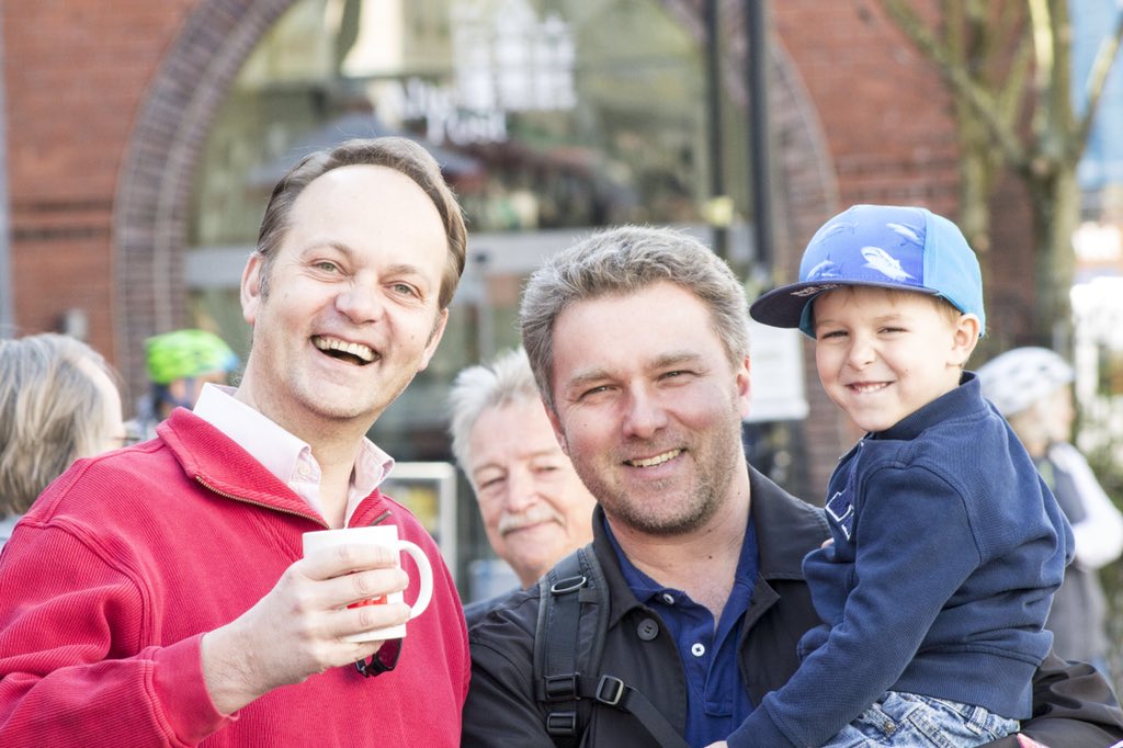 SPD_RDECK's tweet photo. Heute ist der letzte Tag vor dem Wahlsonntag! Wer leider nicht an einem unserer Stände war, aber sich unser Programm angucken möchte kann dies unter diesem Link tun: 
https://t.co/MyH8QG0sYw

#kwsh18 #kommunalwahl #kommunalwahl18 #rdeck #spd https://t.co/VunQ61Kp9M