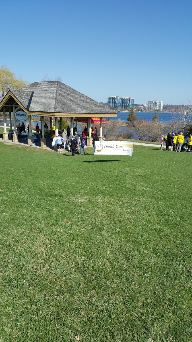 BarrieStepsWalk's tweet photo. We're here! Where are you? #BarrieStepsForLife #walkforsafety #threadsoflife https://t.co/kkZCNOiL0e