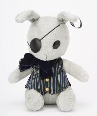 最初にぬいぐるみとして発売されたビターラビットのベスト&社ロゴバッヂ姿はファントム社の制服姿のつもりでデザインしていました。その後、24巻で登場したファントム社の社員たちはビタラビの後輩(?)としてストライプベストの制服姿で登場します【枢】