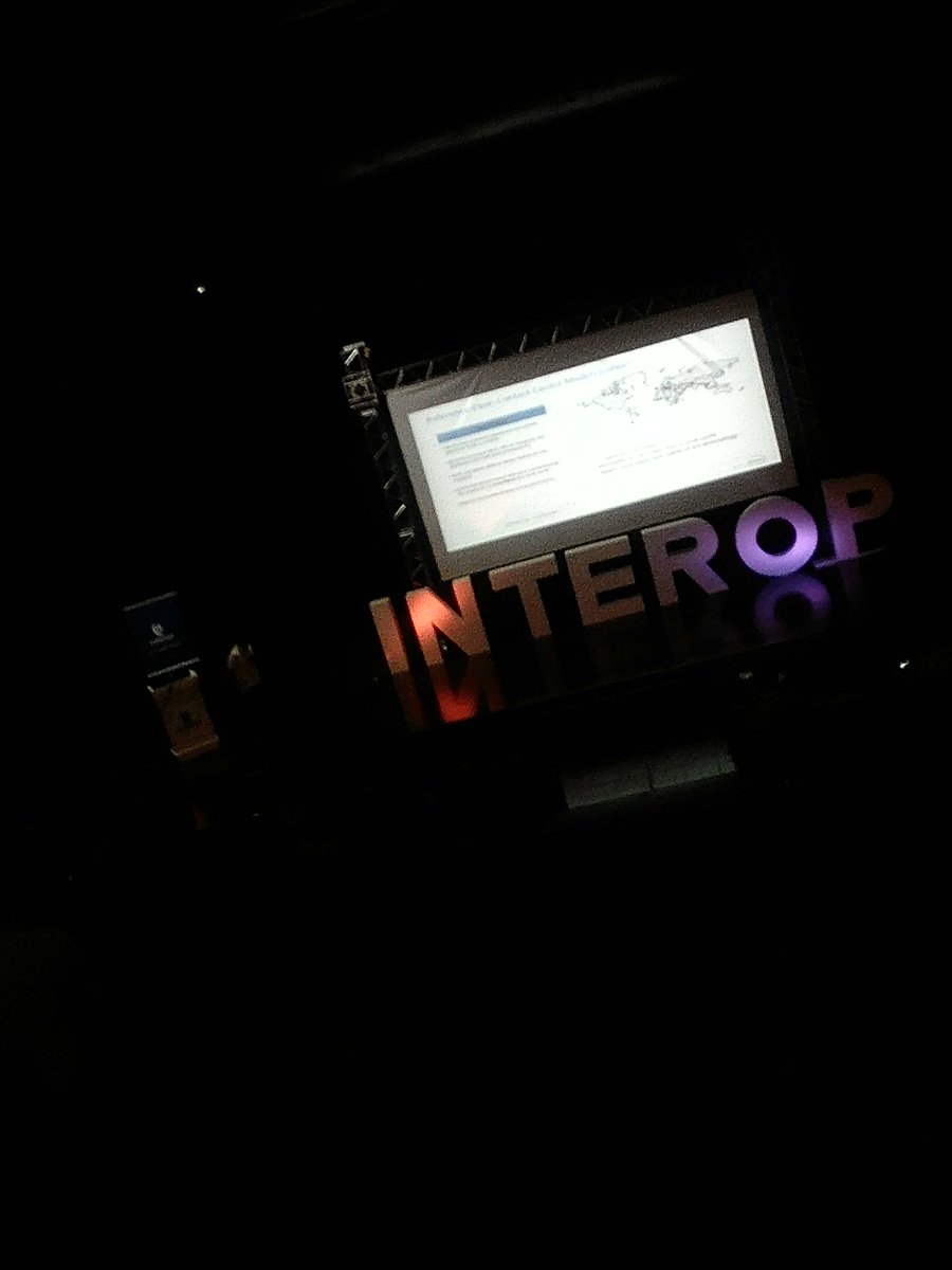 NayaHorst's tweet photo. #interopx  #interopday #10anos https://t.co/kOK6e6zjvk