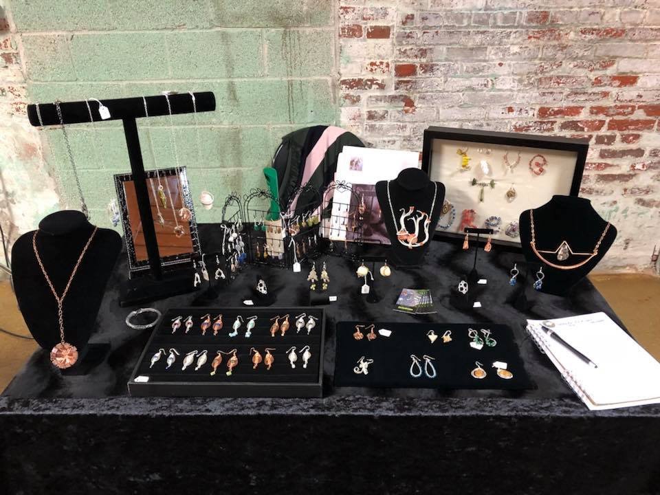MainLineArtCtr's tweet photo. Our Spring Fever #Craft Market is officially open! Come stop by to shop and grab some treats from @Roasted_Libs and @LilPopShop! #spring #shopping #HappySaturday https://t.co/O7iBkbdM1L