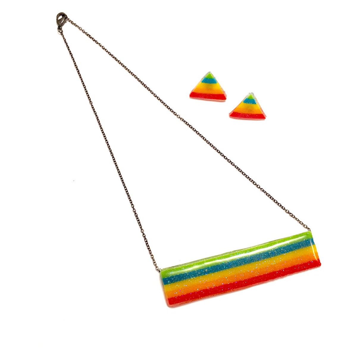 Our Spring Fever #Craft Market is officially open! Come stop by to shop and grab some treats from <a href="/Roasted_Libs/">Roasted Liberties</a> and <a href="/LilPopShop/">Lil' Pop Shop</a>! #spring #shopping #HappySaturday