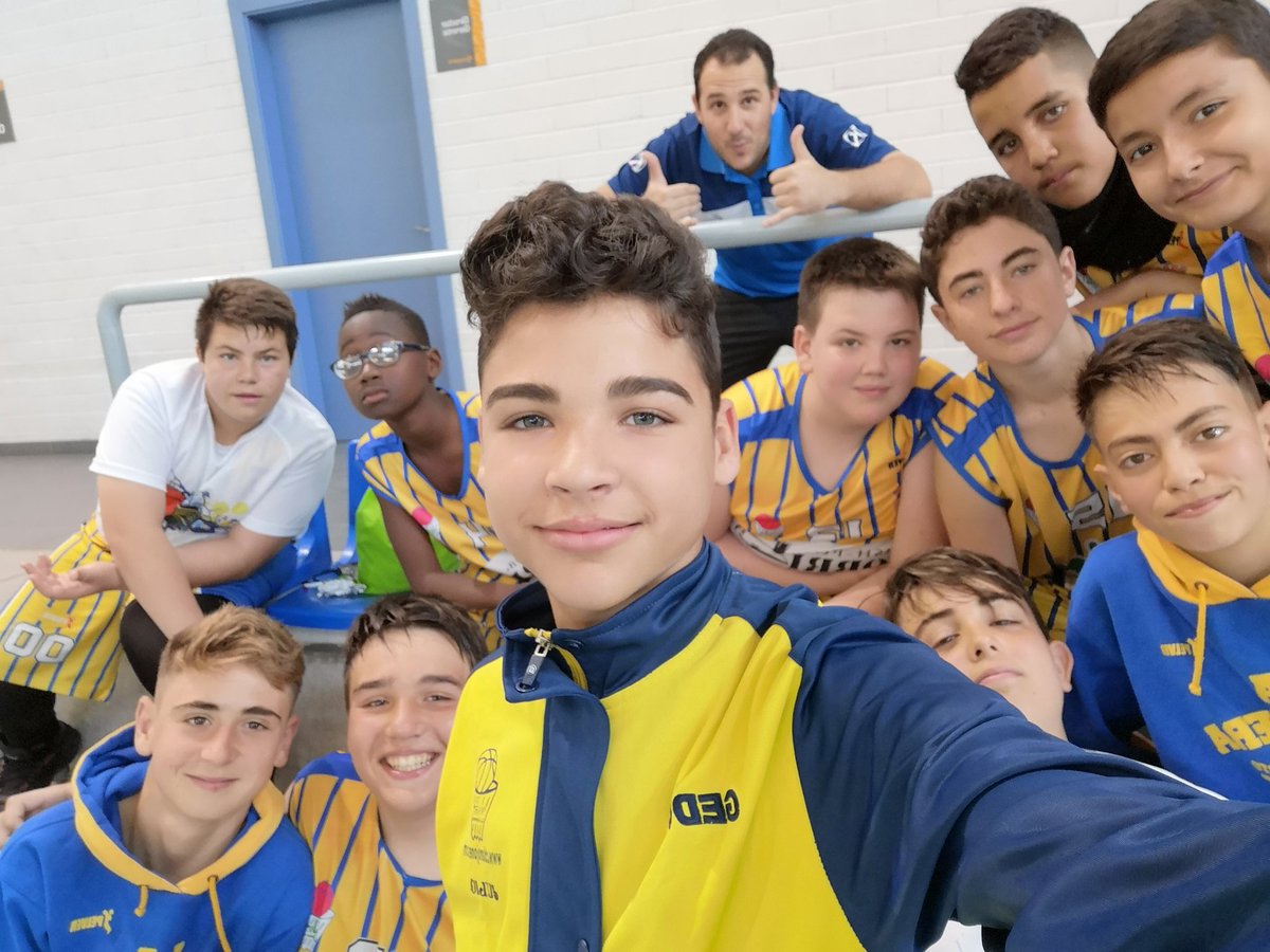 cblamojonera's tweet photo. Los equipos del Viso, el infantil #SemillerosCrisel y el mini #Ferva disfrutando esta mañana de otra jornada de la Copa Federación en los Ángeles https://t.co/DyixseSVpb