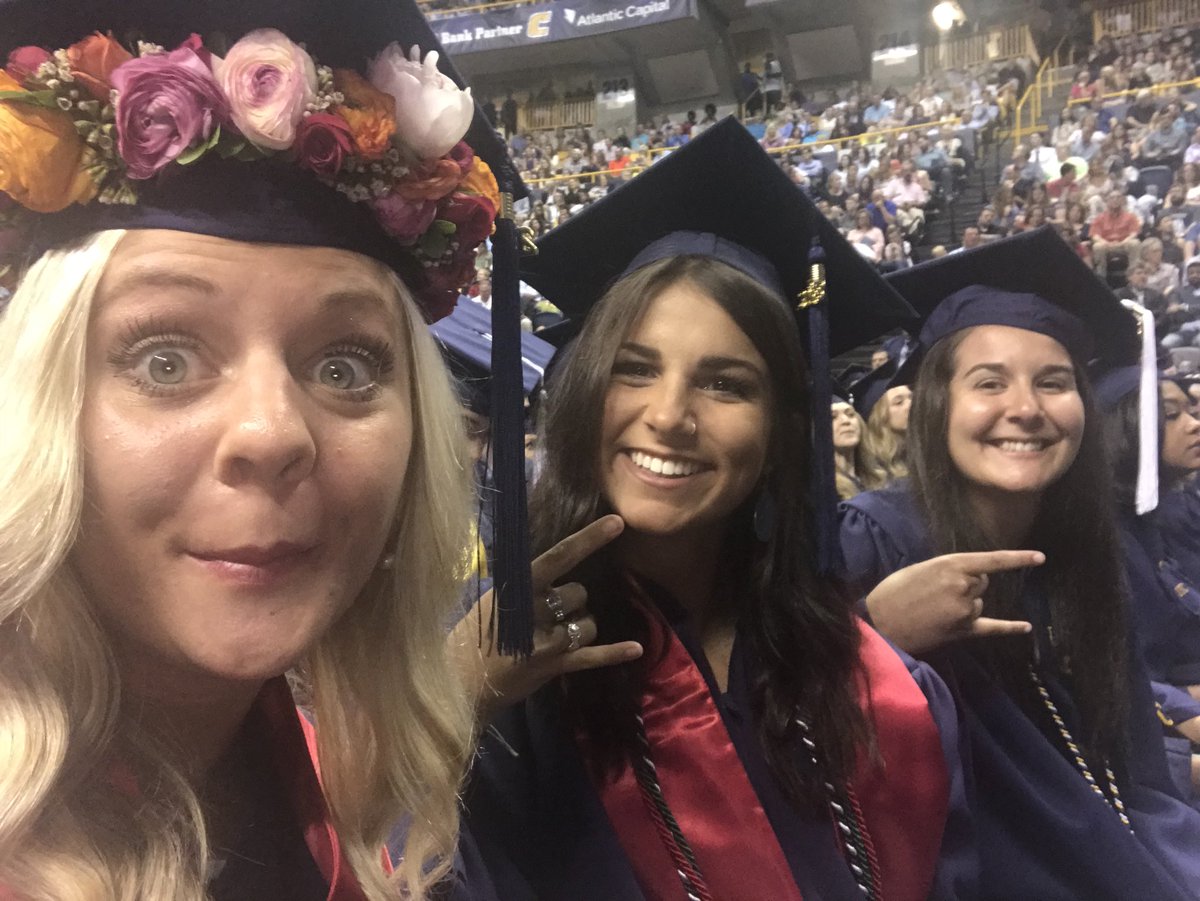 bbolin2's tweet photo. We did it!! #utcgrad https://t.co/NGgN3zlJ1l