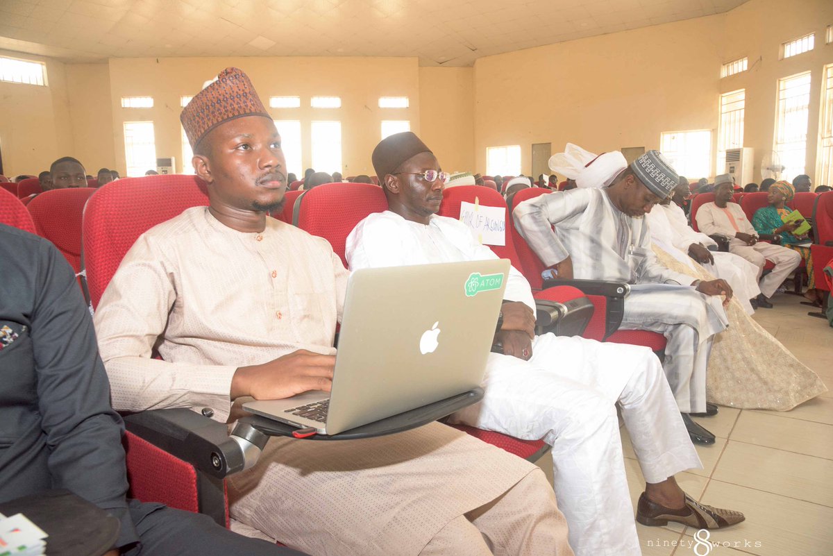 ourkebbiproject's tweet photo. Ahmad mukoshy @mukoshy (Founder, Giga layer) now speaking on 'Startup from ground up'
#startupkebbi
#startuparewa
cc: @ourkebbiproject https://t.co/uNPpmCKanU