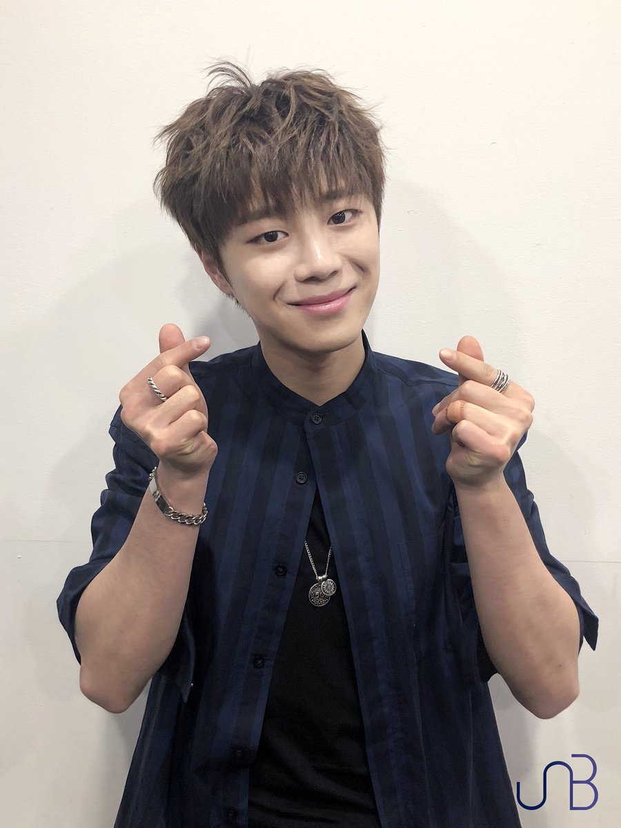 official_UN_B's tweet photo. [#의진] 

이의진 어린이가 쑥쑥 자라 
유앤비의 의진이 되었습니다😀 
앞으로도 많이 사랑해주세요❤️
#유앤비 #UNB #EUIJIN https://t.co/135Abc1eAm