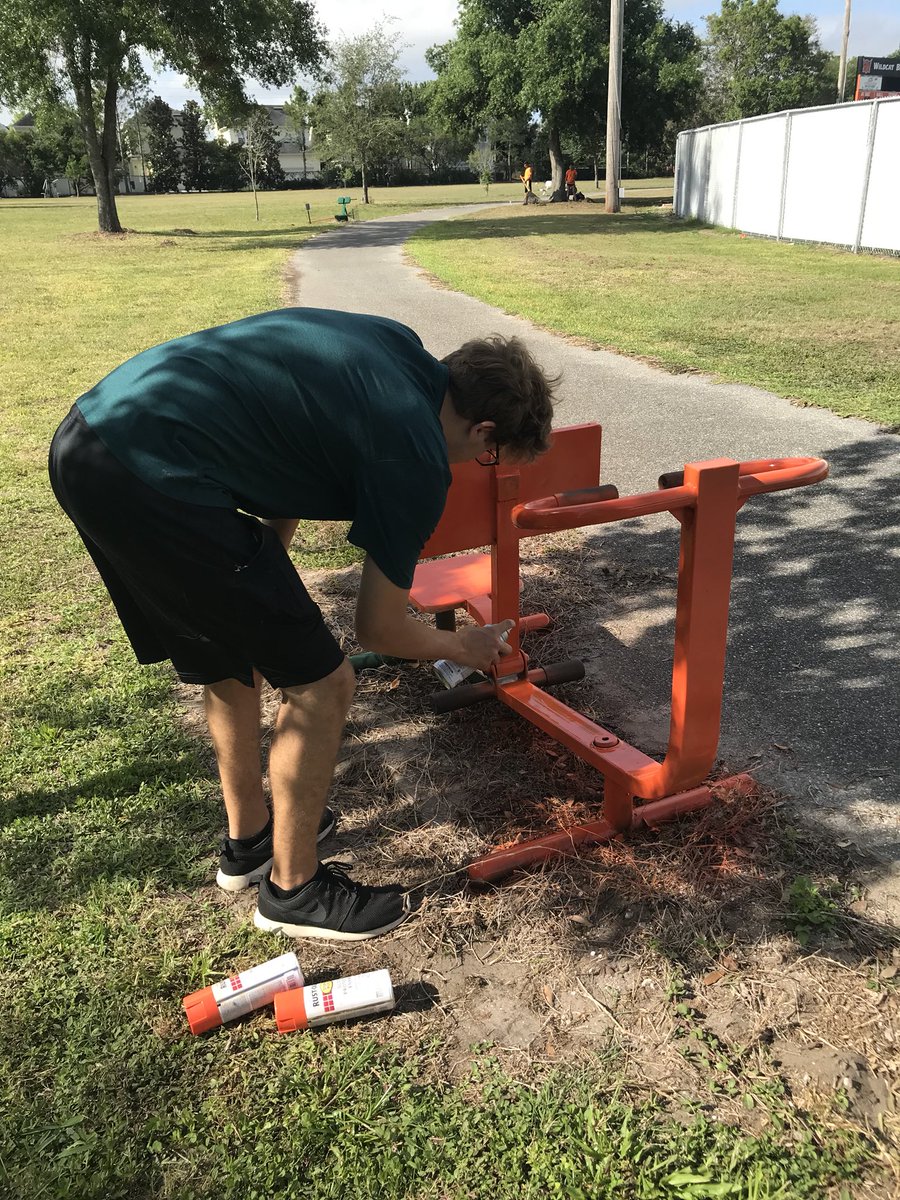 WPHSLLH's tweet photo. The “Get Jacked” Fitness Trail is getting a new look! Thanks to @FloridaFUTP60 and @AdCapYOUth https://t.co/i0aMo6LKtv