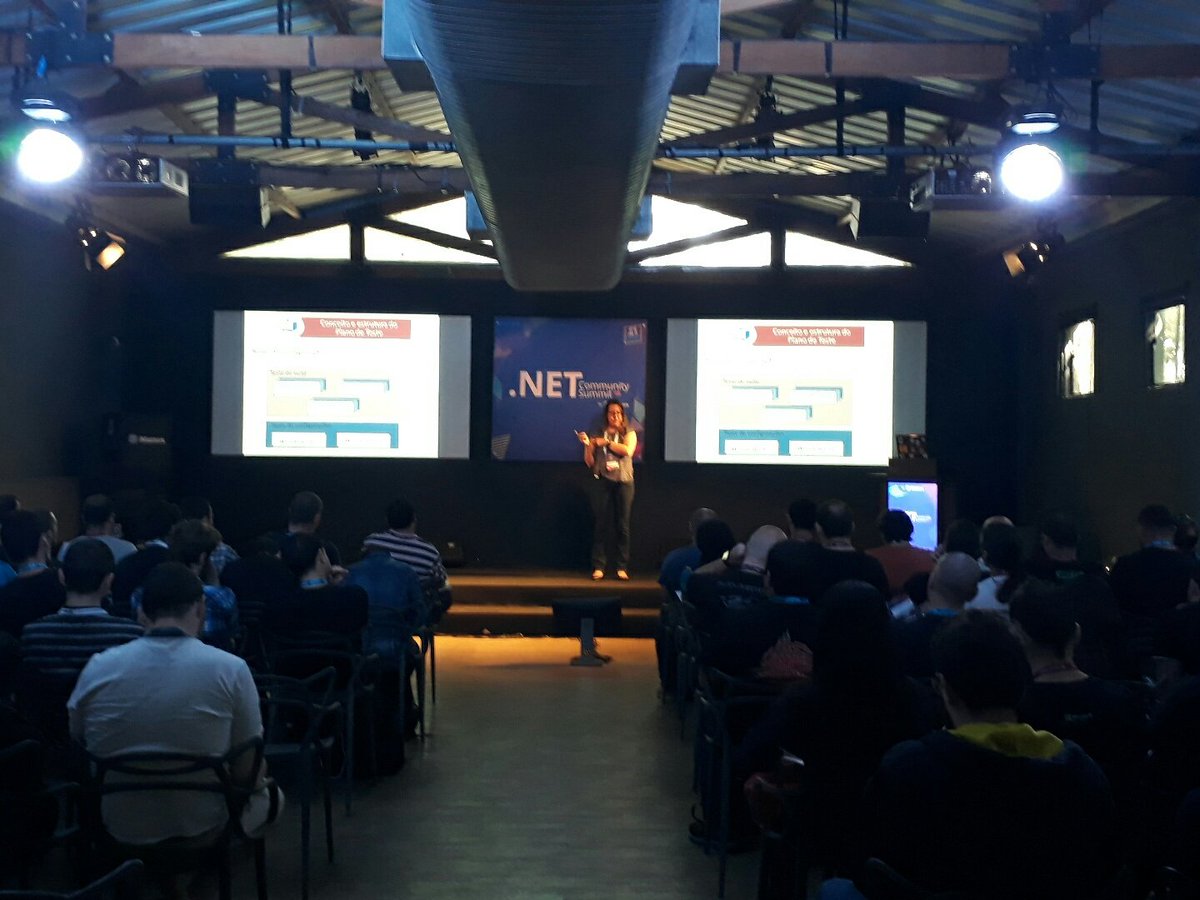 iMasters's tweet image. @alessandra_dev falando sobre testes com vs ts #dotnetsummit