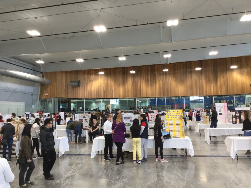 BCSSKentLaw's tweet photo. 6 grade 10 BCSS students competing in the #YRDSBHeritagefair today!! #gocoltsgo https://t.co/Ox09EfbDl8