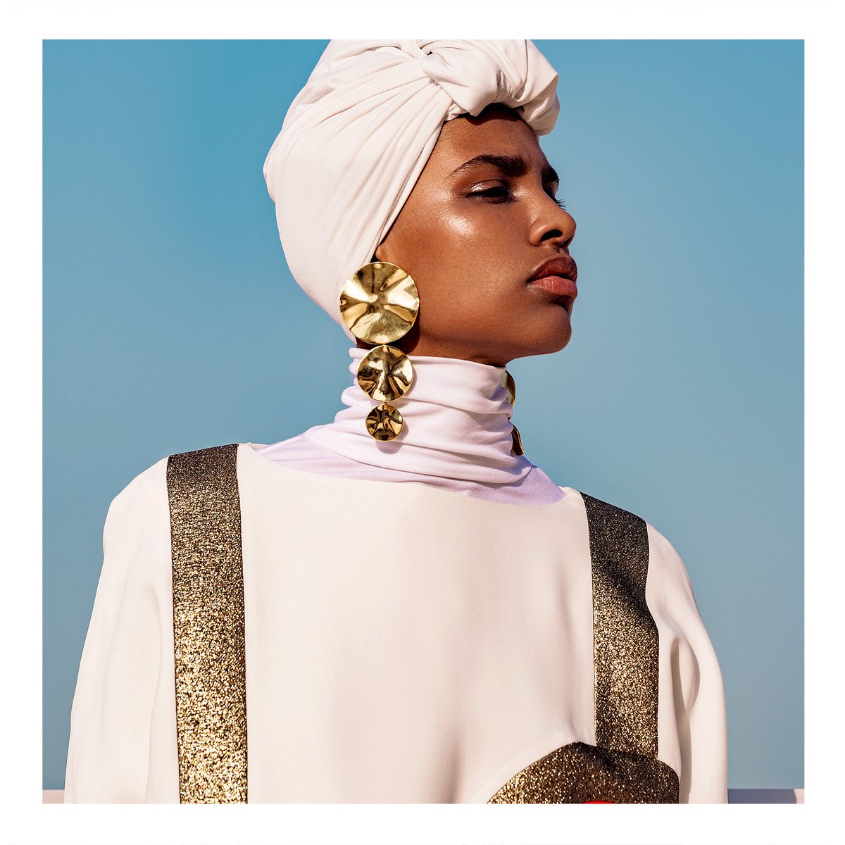 themodist's tweet photo. “Wearing a headscarf represents modesty, beauty and identity. It’s something precious.” #IkramAbdiOmar covers #TheMODmagazine
https://t.co/sJSzhncGRJ https://t.co/TYEmwlT5Pg
