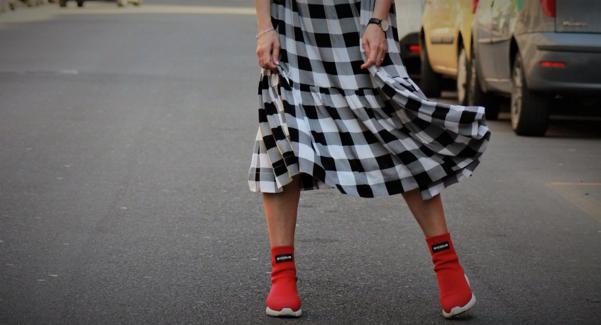 EniwhereFashion's tweet photo. #Howtowear a #checkdress now on blog https://t.co/PT0BYngbX7
#outfit #blogger @rtxall @BBlogRT @FemaleBloggerRT https://t.co/L4s0EyfRa2
