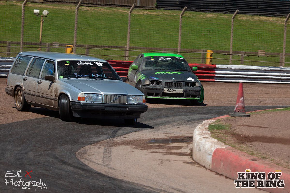 We're so close! Public gates open at 5pm so come and head over to Arena Essex Raceway this evening!

#KingOfTheRingUK #ArenaEssex