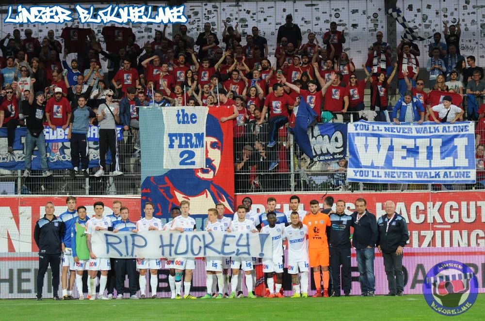 Stahlstadt Kollektiv on Twitter: "Die Linzer Blauhelme zum Spiel gegen Ried  und zur Abschiedschoreo für Huckey. https://t.co/R8iY3X3zQH… "