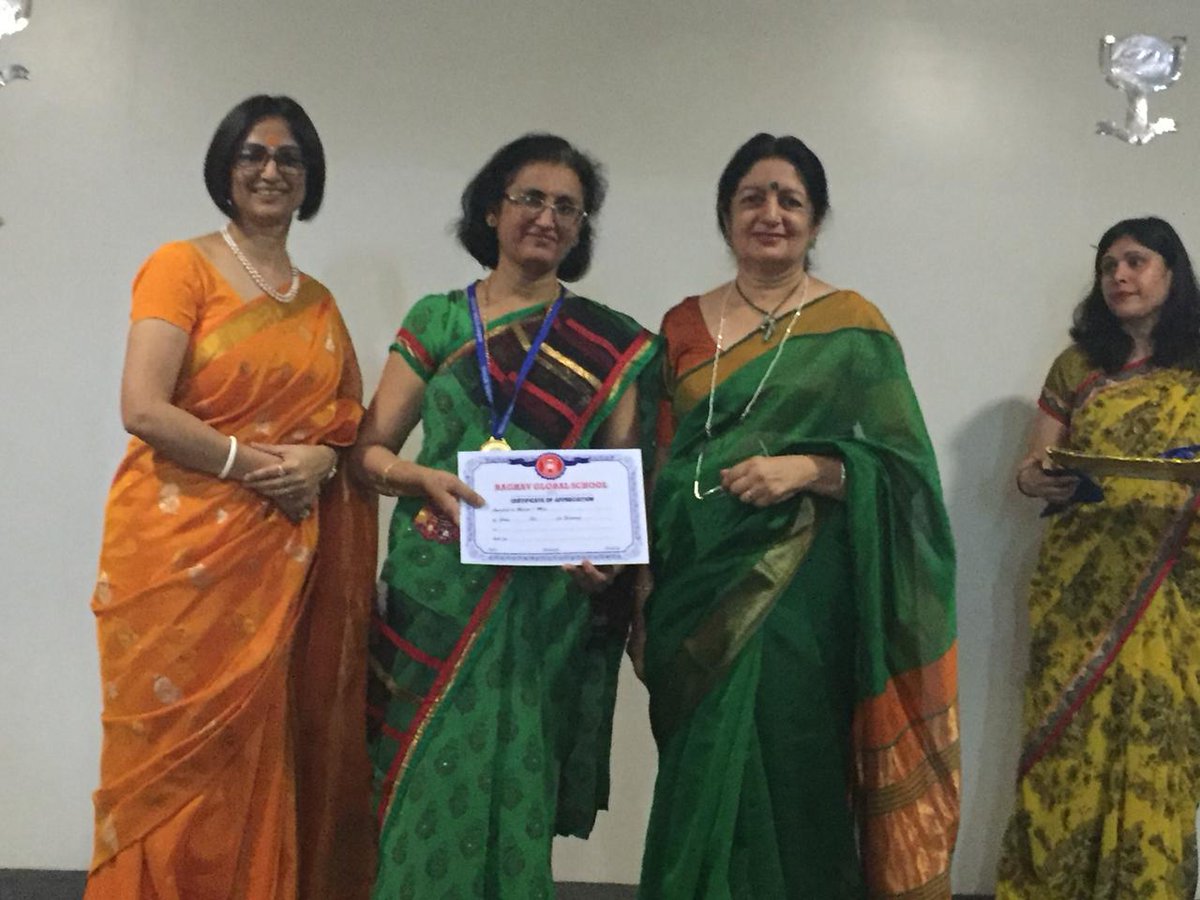 SujataPurkayas3's tweet photo. Instruct, inspire, influence, guide, praise,encourage........ @rgsnoida #teachersappreciation #motivation #happylearningplace #learningwhileteaching @supritichauhan @swetaraghav @Akanksha_1009 @AnjaliWandalkar @Nalini8vikram https://t.co/p157Z4Bvd6