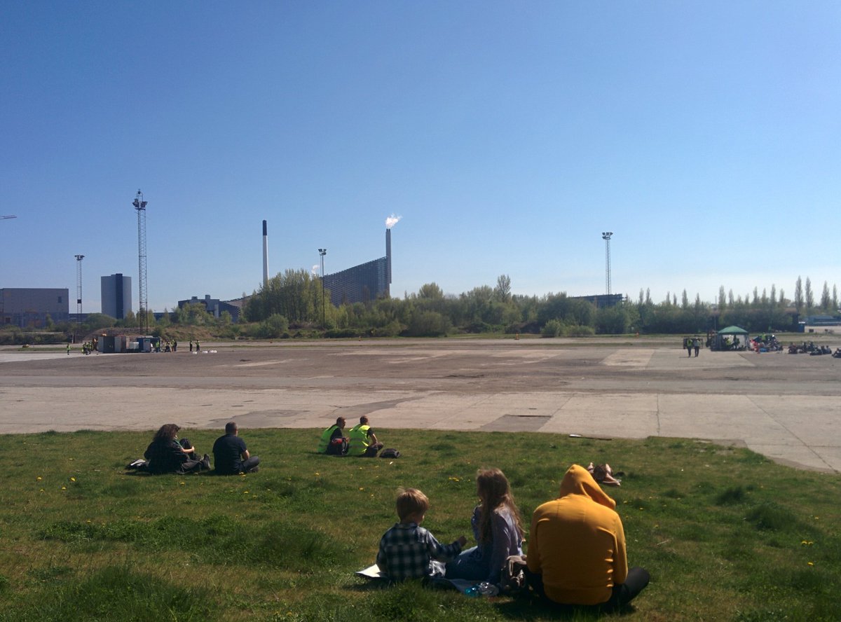 xmacex's tweet image. Copenhagen Suborbitals @CopSub performing some public tests today, to test software and other things. #🔥 #🚧 #👷 #epistemology #howtoknow #materialepistemology #softwareengineering #spaceistheplace #testing #software #copsub #cph #copenhagen #data