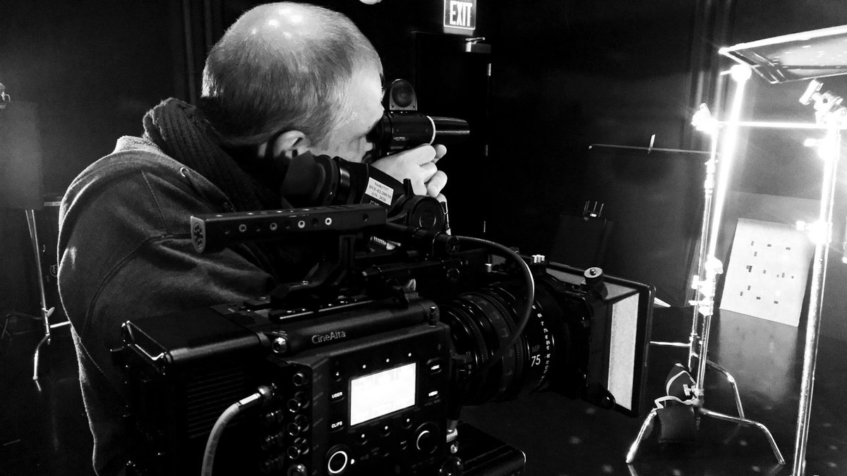 efdstudiosco's tweet photo. #RicardoMatamoros es un Director de Fotografía venezolano. Actualmente es presidente de la Sociedad Venezolana de Cinematografía y a su vez de la #FELAFC (Federación Latinoamericana de Autores de la Fotografía Cinematográfica). Lee la nota aquí👉🏼 https://t.co/nn7E5U3BcA 📽️🎬 https://t.co/EfM4jl9VYw