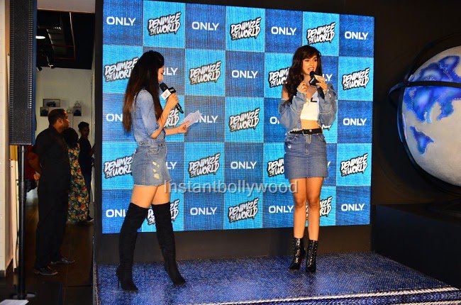 satyam20157's tweet photo. Pics : @DishPatani At @OnlyIndia Event.
#DishaPatani #DenimizeTheWorld https://t.co/r6BXCf1Mjh