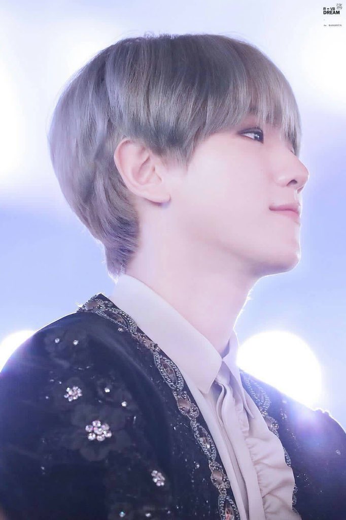 marumarublyo1's tweet photo. 5/6 백현 생일

この大切な日にEXO-Ｌで

一斉投票しませんか？

彼に最高のプレゼントを届けましょう！

一日で506RT行くか

あなたにかかっています

ご協力お願いできますでしょうか😭

WE ARE ONE

#RTした人全員フォローする 

 #PremiosMTVMiaw
#MTVBRKPOPEXO 
@weareoneEXO https://t.co/1tX0RoS4xX