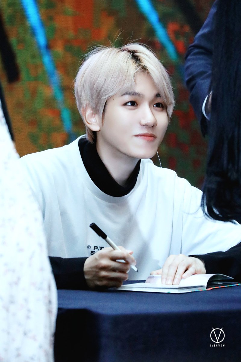 overflow0506's tweet image. be brighter than ever #백현 #Baekhyun 
#HappyBaekhyunDay 
백현아 27번째 생일 축하해 &apos;ㅅ&apos; 🧡