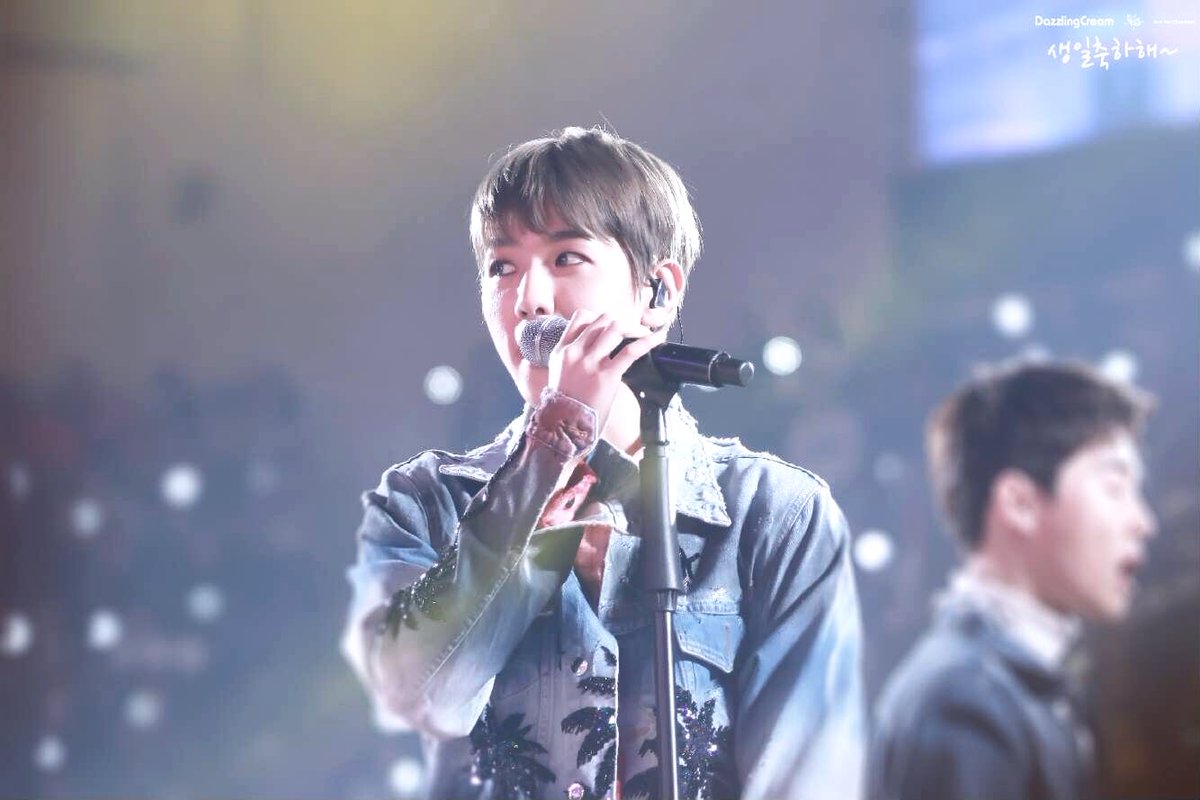 #HappyBaekhyunDay #백현
변백현 생일 축하해요❤