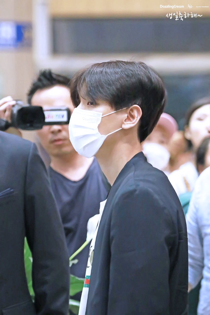 #HappyBaekhyunDay #백현
변백현 생일 축하해요❤