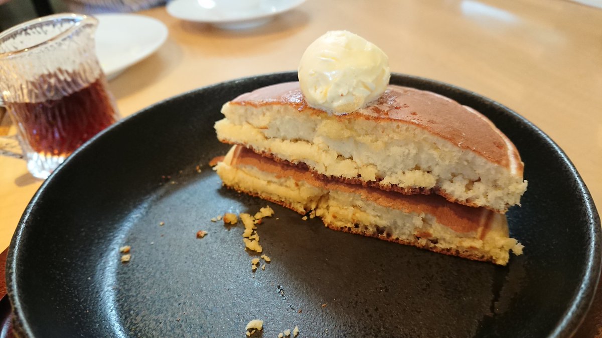 ちゃか 西永福町の不二家レストランでホットケーキ 昔ながらのホットケーキ 美味しい 鉄板でサーブされるので最後まで熱々で食べられます 75種類のドリンク飲み放題 カカオリッチココア大好き 西永福町 不二家 不二家レストラン ホットケーキ ちゃか 西永福町の不二家レストランでホットケーキ 昔ながらのホットケーキ 美味しい 鉄板でサーブされるので最後まで熱々で食べられます 75種類のドリンク飲み放題 カカオリッチココア大好き 西永福町 不二家 不二家レストラン ホットケーキ