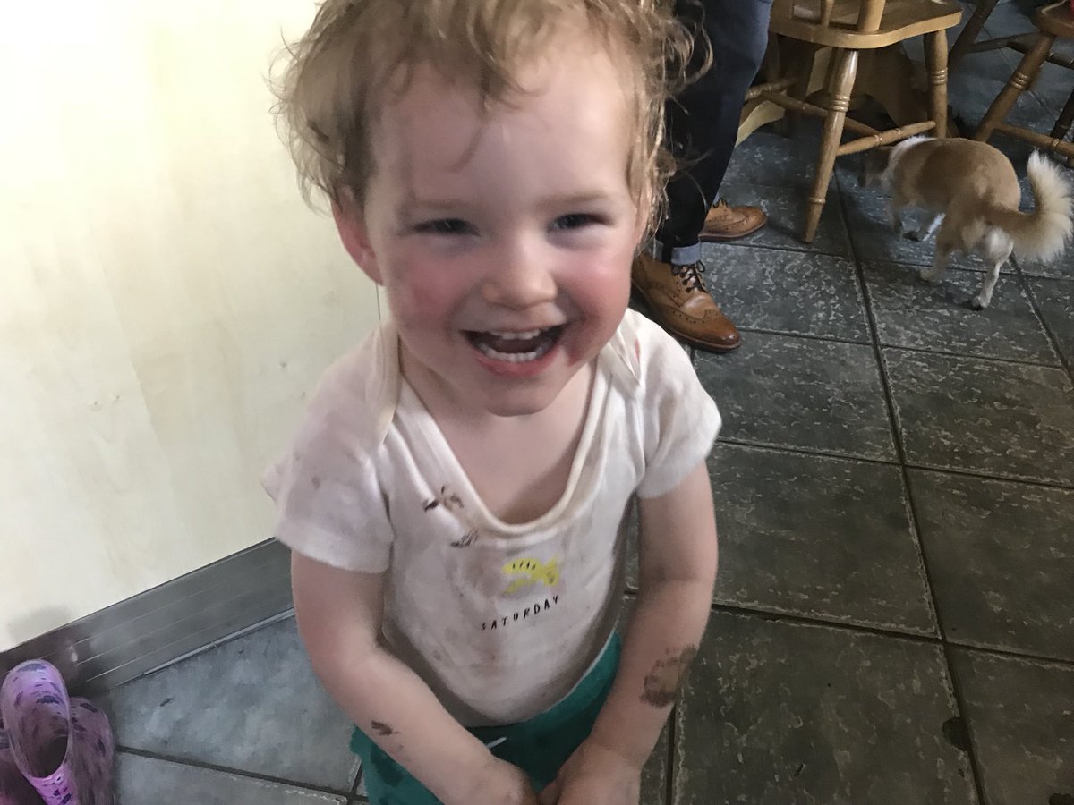 slunglowalan's tweet photo. Over last two months Davidbaby has learnt from somewhere an obsession with clean hands and endless washing. Driving me mad. Swore we’d beat it this weekend.
Mission. Accomp. Lished. #bigbath https://t.co/7J72tDbeWT