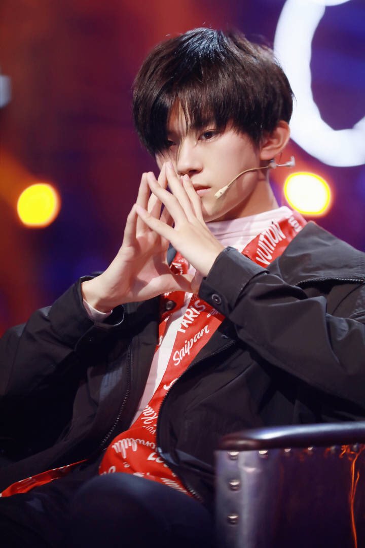 TFBOYS_TFGlobal's tweet photo. 20180505 #TFBOYS Jackson Yee Yangqianxi Studio Weibo Update

Recording for Street Dance of China last episode https://t.co/3iRHvLzp9U