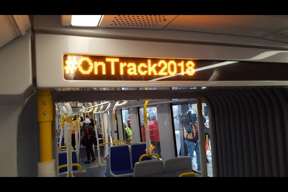 ICYMI: Confederation Line receives final clip. #ottnews  ottawamatters.com/local-news/in-… https://t.co/D1SRRB7Jls