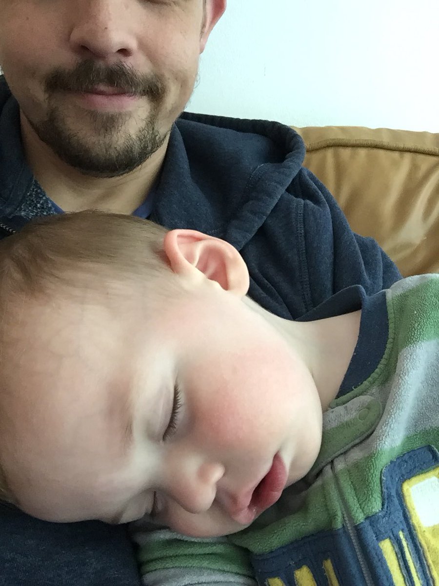 DavidSmrvl's tweet image. Sometimes he has trouble keeping up with my design marathons.