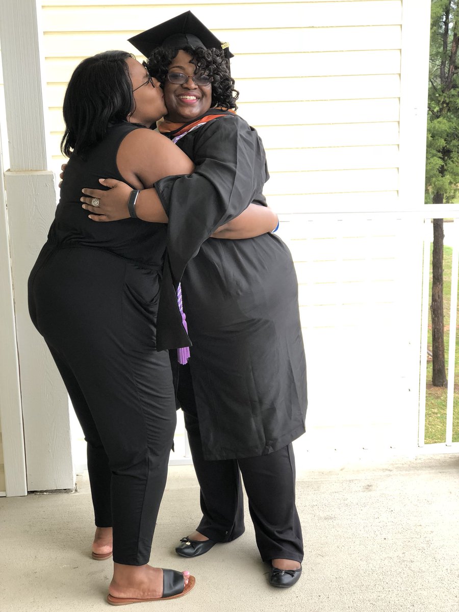 PrinceZZNKD's tweet photo. My mom will alwayZ be my SHERO👩🏽‍🎓 #SheMaster’dIt https://t.co/fMqSaQ7Ix3
