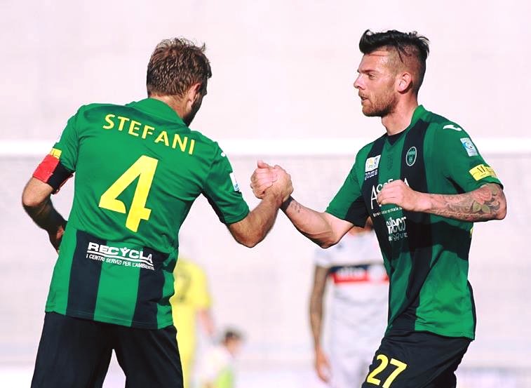 PordenoneCalcio's tweet photo. Pordenone-Renate decide i playoff, tutti al Bottecchia 😉
20 neroverdi convocati ▶️ https://t.co/DPi5X9IV16 ⚽
#PORREN #ForzaRamarri #ForzaPordenone https://t.co/Bxu7SLM5x1