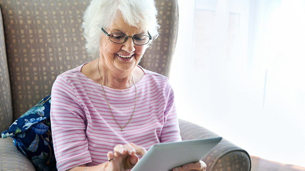 sixtyandme's tweet photo. Tips and tricks for becoming a lifelong learner What’s your motivation for learning something new? How do you stay focused? When is your best time of day to flex your learning muscle? https://t.co/16o803unG6 #TerriWhite #100thyearproject https://t.co/fYVU1NDhg1