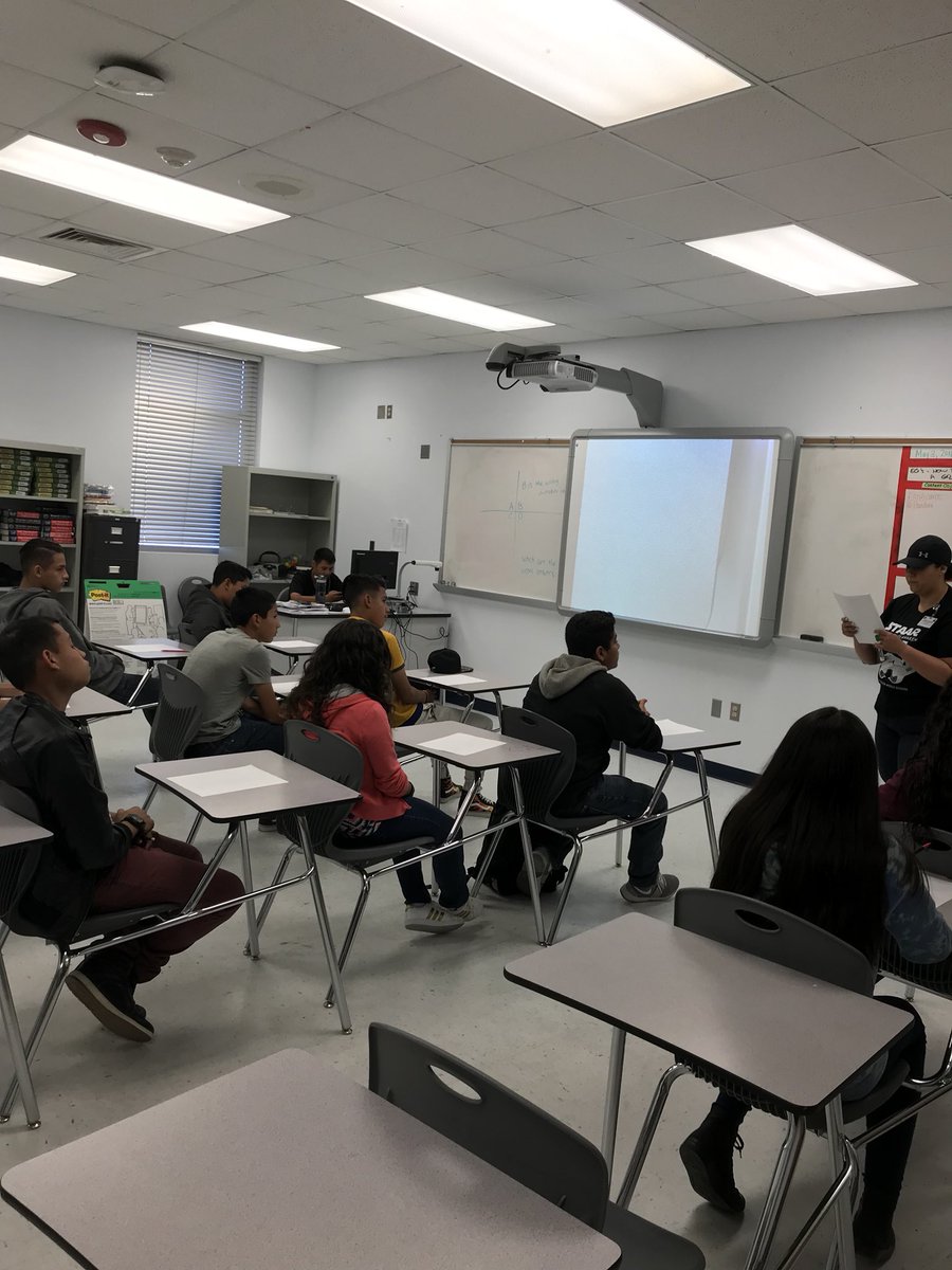 Ale_ClintISD's tweet photo. ELA SSI Super Saturday is a Success! Special Thanks to @smarti1921 for Helping Our Falcons Out! #FalconSuccess @cespar04 @vanessaelareist https://t.co/Z2Vp3KIVYR