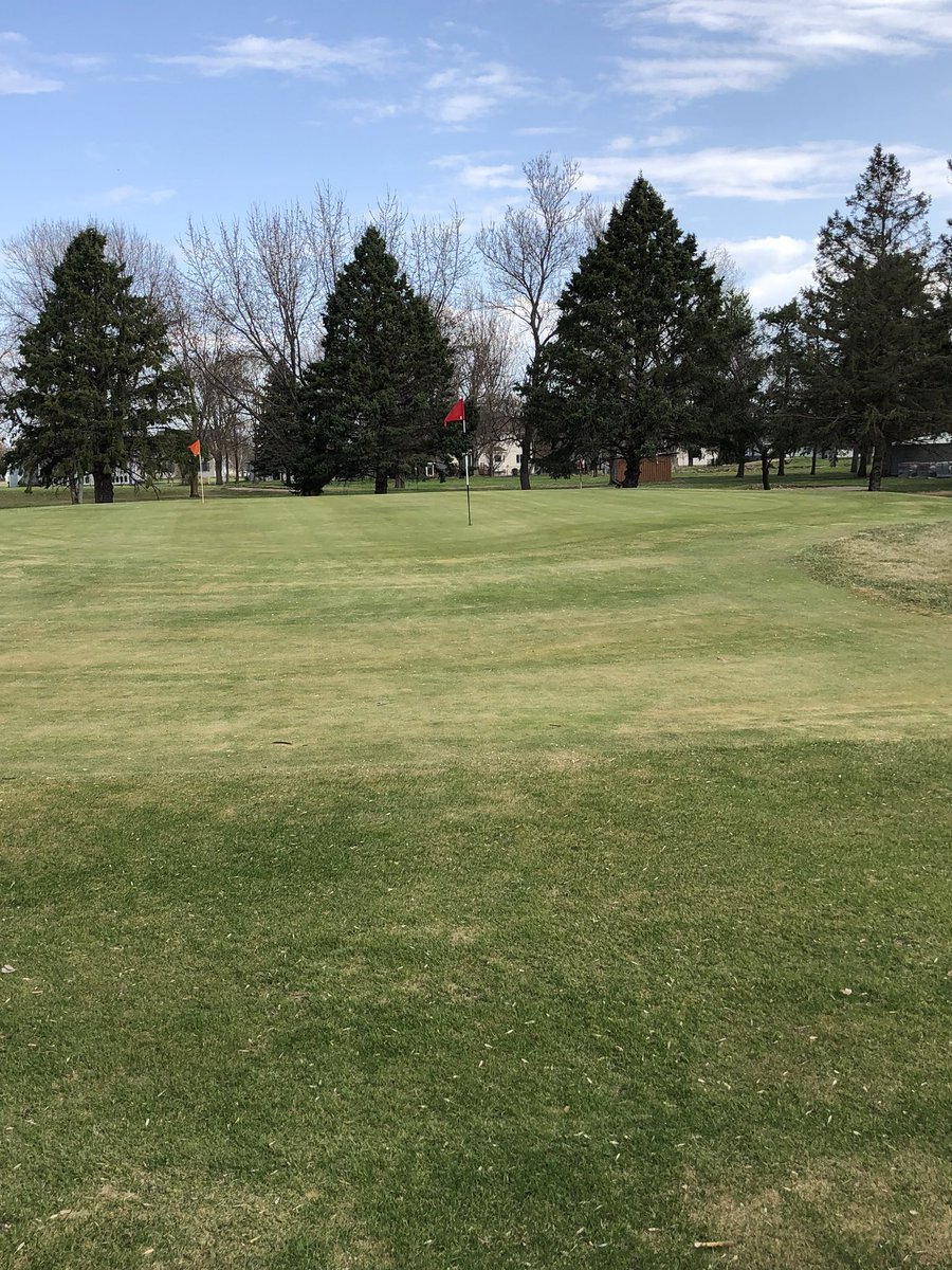 MeadowlarkCC's tweet photo. Unlimited golf with cart for $25! Why not golf on a beautiful Saturday in May? Call for a tee time 320-256-4989 https://t.co/HUhS9lYzHc