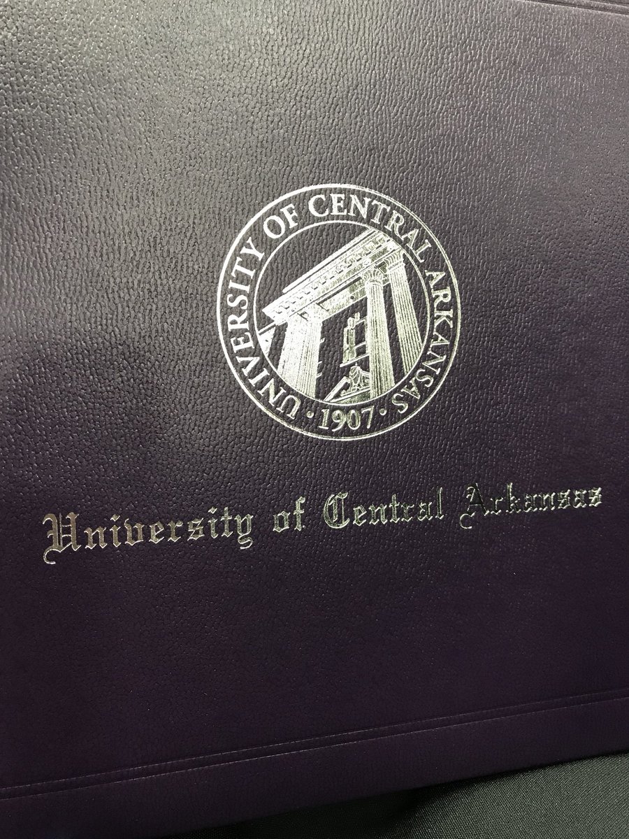 mrs_bell2017's tweet photo. Graduation complete! #mastersinteaching @ucabears https://t.co/HMAsSCGFS6