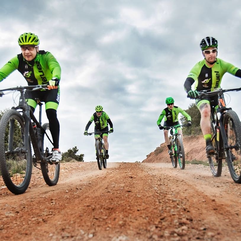 biciteruel's tweet photo. Sesión fotográfica para el cartel definitivo de la I Btt Trofeo del Ángel (1de Julio) Fuente Cerrada  https://t.co/DVMyTkTHOg https://t.co/5NtA8UqgfB