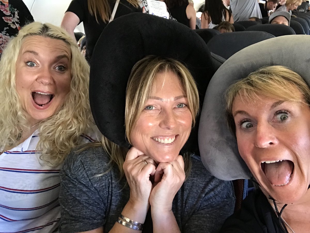 Were off!! @Moonface1975 <a href="/michaelafogarty/">michaela fogarty</a> 😂😂😂